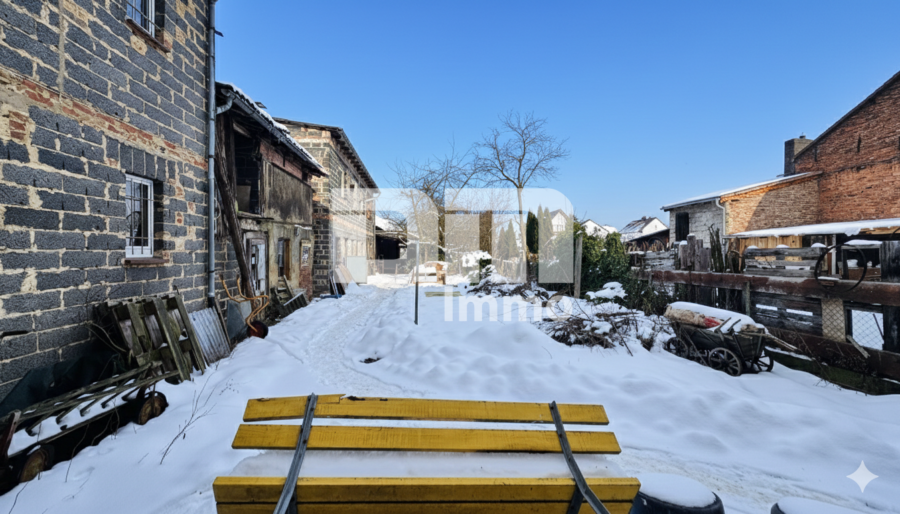 (R)eserviert!Wohn- und Gewerbeensemble + 3 Nebengebäude auf großem Grundstück - Innenhof / Nebengebäude 2